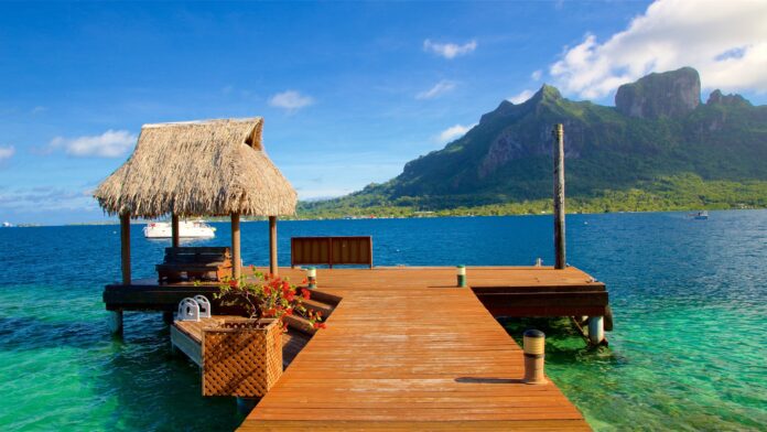 best time to visit bora bora